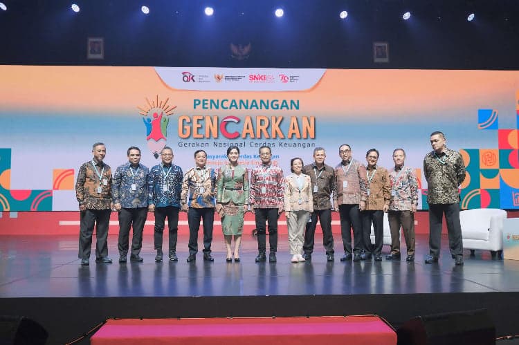 PT Pegadaian Raih Penghargaan Program Literasi Finansial Terbaik dari OJK