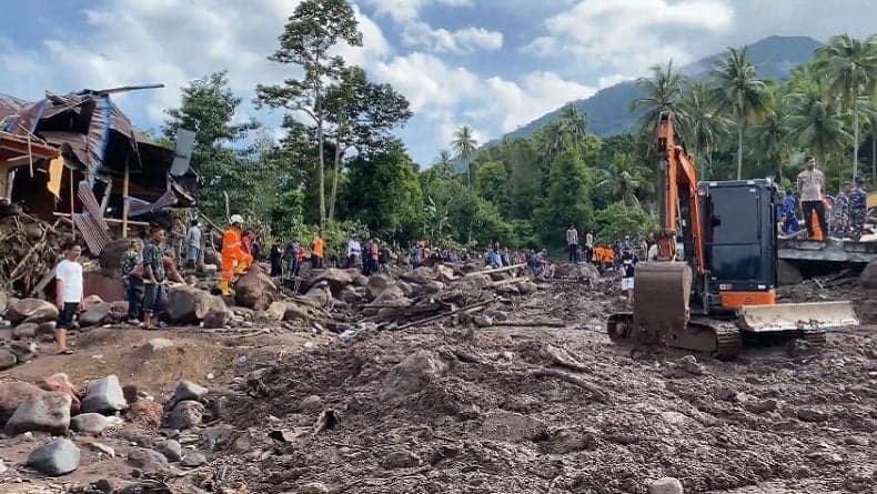 Update Banjir Bandang Ternate, BNPB: 18 Orang Tewas, 1 Hilang dan 150 Jiwa Mengungsi