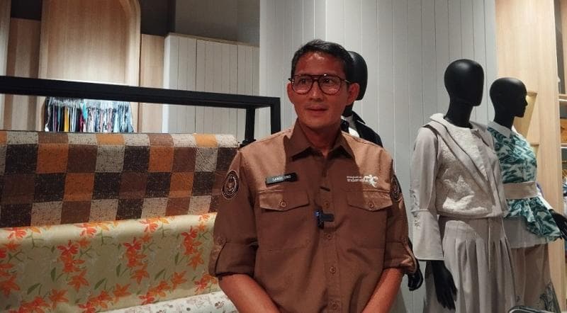 Sandiaga Uno Dukung JMFW 2025, Harus Dikembangkan ke Pasar Internasional