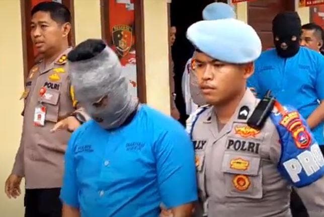 2 Oknum Polisi Dalangi Perampokan Mobil Pengisian ATM Rp5,6 Miliar di Padang 