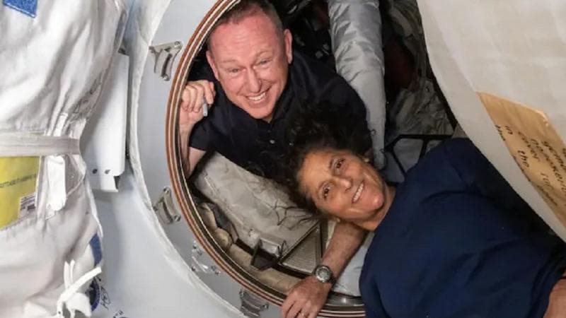 Belajar dari Misi Kalpana Chawla, NASA Putuskan Tak Bawa Pulang Astronot Terjebak di Orbit 