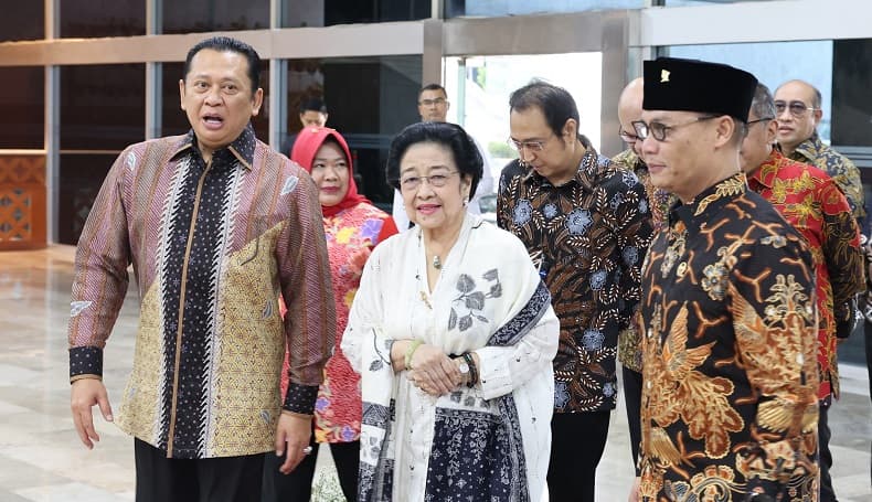 Megawati dan Keluarga Bung Karno Sambangi Gedung MPR, Ada Apa?