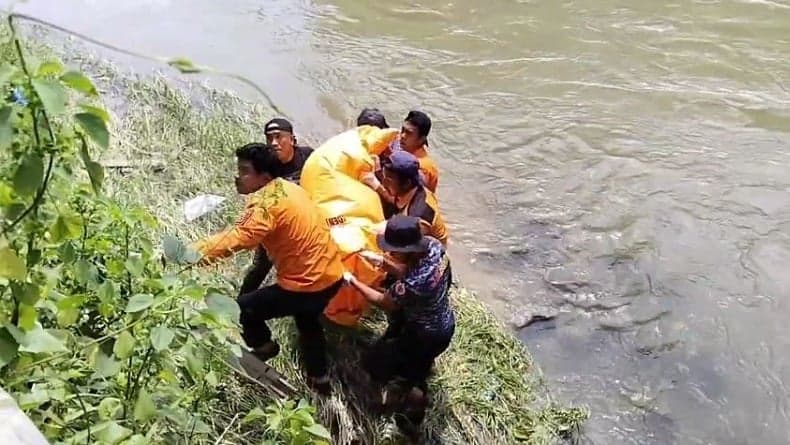 Binjai Gempar, Mayat Laki-Laki Ditemukan Mengapung di Sungai Mencirim