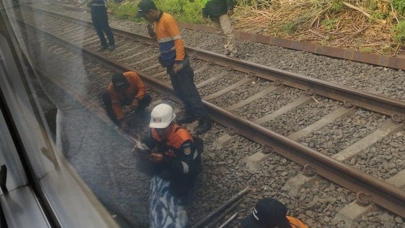 KRL Gangguan di Jalur Pasar Minggu-Manggarai, Ada Perbaikan Rel