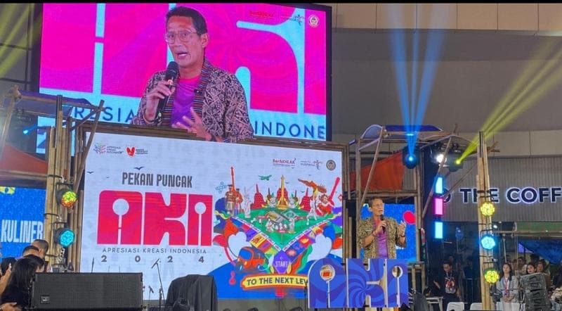 Sandiaga Uno Hadir di Puncak Apresiasi AKI 2024, Kenang Perjalanan 4 Tahun Bangkitkan UMKM Kreatif 