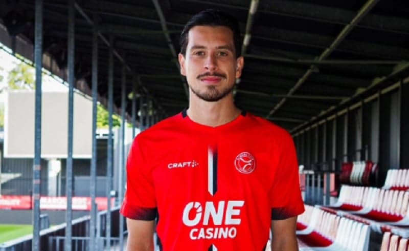 Gaji Thom Haye di Almere City, Bayaran Seminggu Bisa Beli BMW