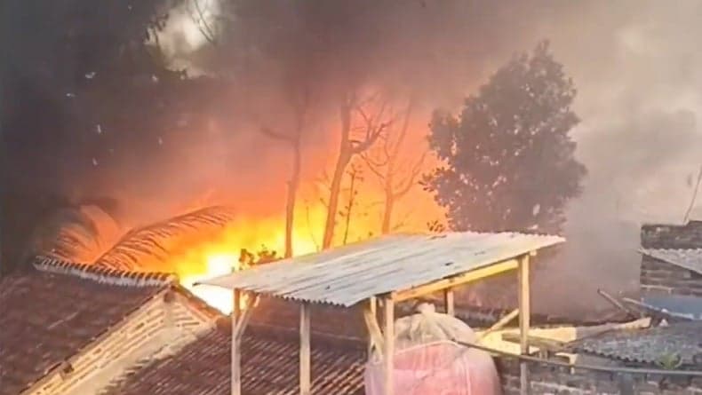 Tempat Produksi dan Gudang Oleh-oleh Khas Trenggalek Ludes Terbakar