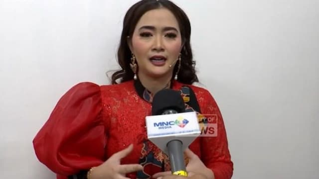 Vega Darwanti Kembali Jadi Host KDI 2024: Aku Bersyukur Kembali Dipercaya