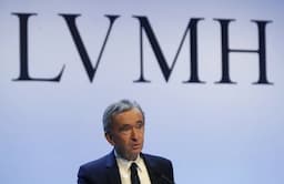 Kekayaan Bernard Arnault Melonjak Rp258 Triliun Berkat Kebijakan Stimulus China 