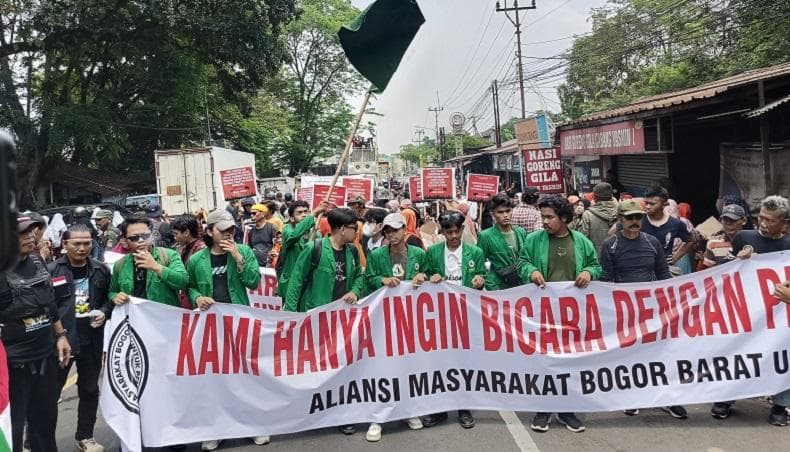 Ratusan Warga Demo Minta Pemekaran Wilayah Bogor Barat Dipercepat