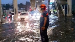 Hujan Deras, Jalan Cipulir dan Cilandak Terendam Banjir