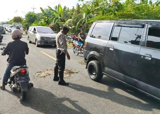 Kecelakaan di Jalur Trans Luwu, 2 Pemotor Tewas Dilindas Honda Brio