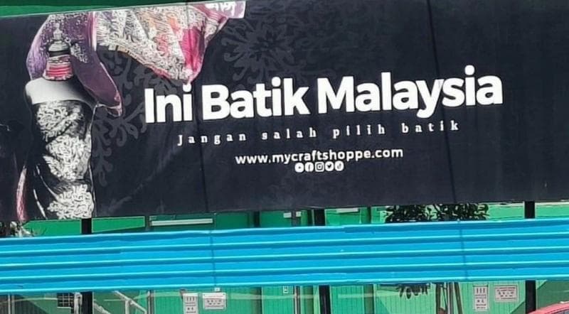 Viral Baliho Bertuliskan Ini Batik Malaysia Jadi Sorotan, Netizen: IShowSpeed pun Tak Buat Mereka Sadar