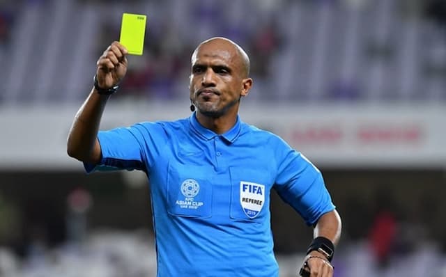 Wasit Ahmed Al Kaf Dicoret dari Tugas Pimpin Liga Champions Asia, Buntut Curangi Timnas Indonesia