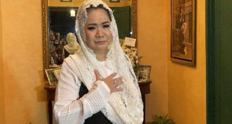 Di Momen Acara Tahlilan, Vina Panduwinata Nangis karena Punya Rasa Bersalah kepada Marissa Haque