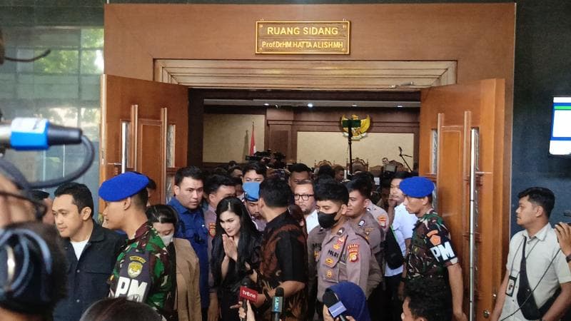 Sandra Dewi Pinjamkan Rp10 Miliar kepada Bos PT RBT, Kenakan Bunga 18 Persen