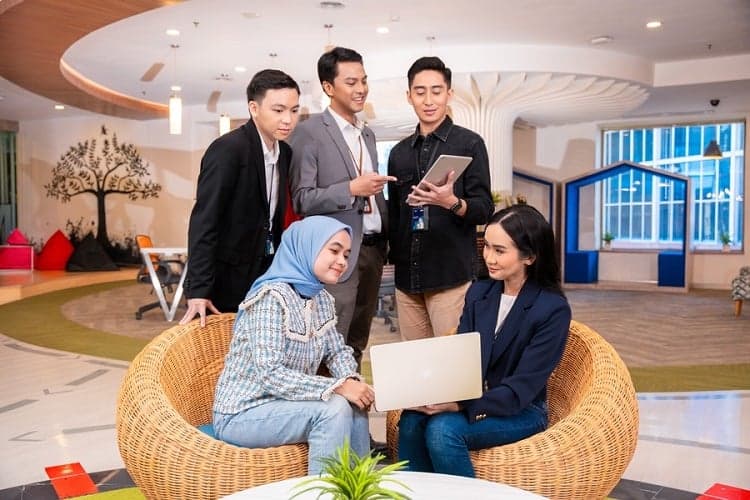 Human Capital BRI Raih Indonesia Distinguished Human Capital Leader Awards 2024