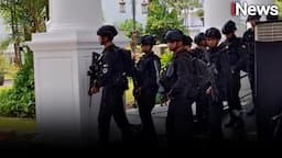 Kenakan Atribut Serba Hitam, TNI Gelar Simulasi Pengamanan di Istana jelang Pelantikan Presiden