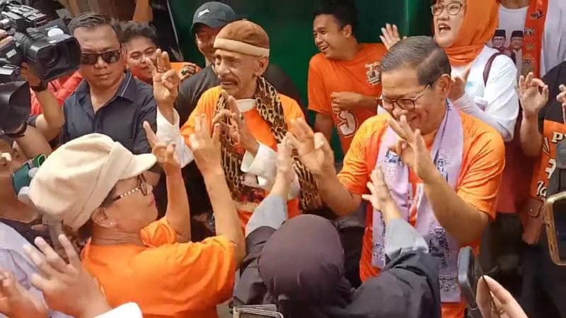  Blusukan ke Rusun Tanah Abang Jakpus, Pramono Anung  Disambut Hangat Jakmania Kebon Kacang