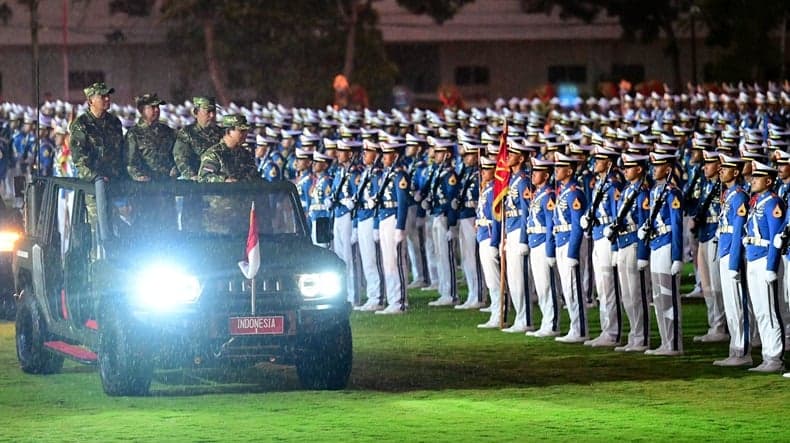 Prabowo Beri Libur ke Taruna Akmil dan Akpol usai Hujan-hujanan saat Parade Senja