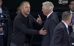 Viral Carlo Ancelotti Tegur Hansi Flick usai Real Madrid Dibantai Barcelona, Ada Apa?