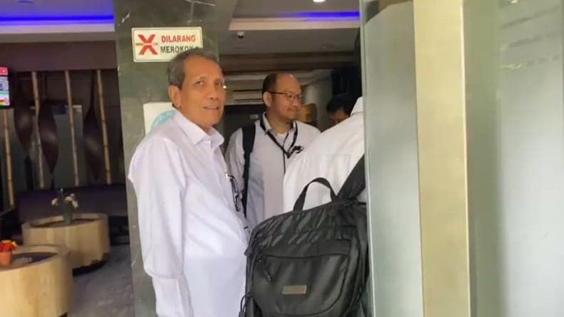 Deputi KPK Pahala Nainggolan Tiba di Polda Metro, Diperiksa terkait Kasus Alex Marwata