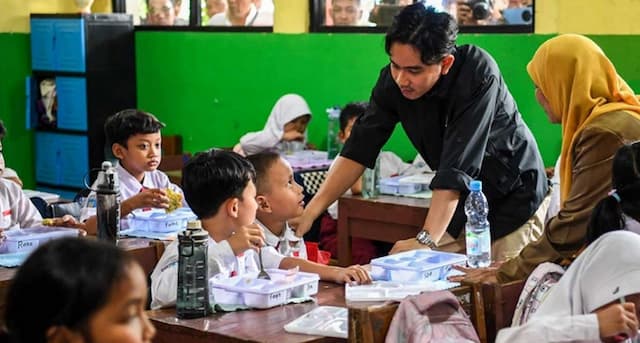 Kepala Badan Gizi: Makan Bergizi Gratis Berjalan Serempak Mulai Januari 2025