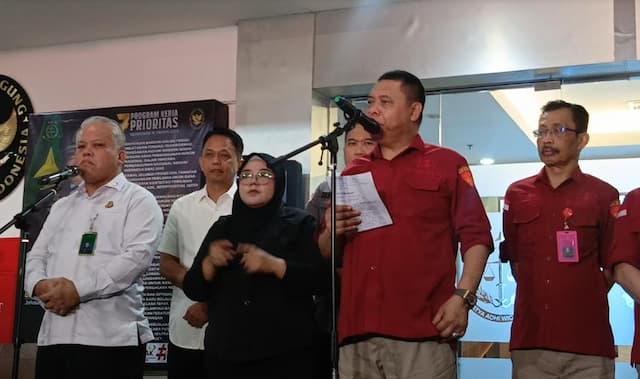 Selain 3 Hakim, Kejagung Tetapkan Pengacara Ronald Tannur Tersangka