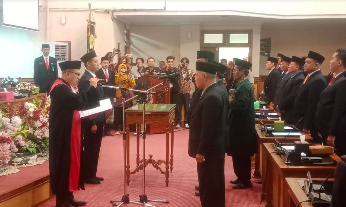 Sah! Aris Syarifuddin Jadi Ketua DPRD Kulonprogo&nbsp;