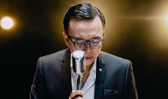 Ari Lasso Batal Konser karena Pita Suara Rusak: Saya Akan Kembali Lebih Kuat