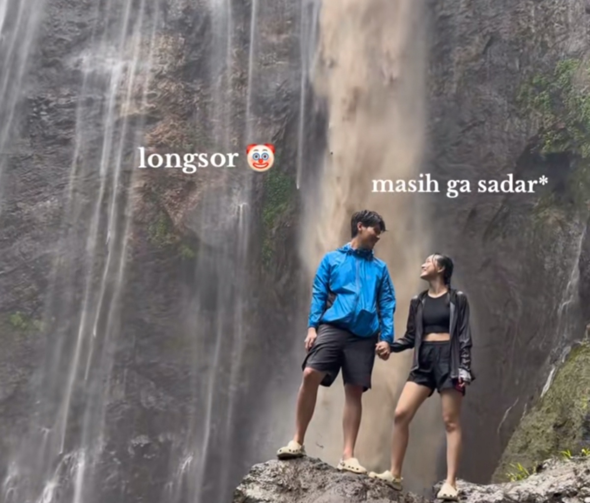 Viral Wisatawan Rekam Air Terjun Tumpak Sewu yang Longsor saat Hujan, Bikin <i>Ngeri</i>!