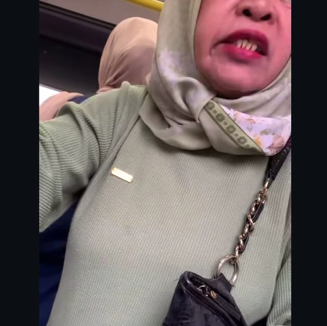 Viral Emak-Emak Ngamuk di Transjakarta, Ini Lho Ketentuan Dapat Bangku Prioritas Viral Emak-Emak Ngamuk di Transjakarta, Ini Lho Ketentuan Dapat Bangku Prioritas