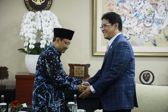 Bukan Rp10.000, Gus Ipul Minta Purbaya Naikkan Dana Jaminan Hidup Korban Bencana Jadi Rp15.000 per Hari Bukan Rp10.000, Gus Ipul Minta Purbaya Naikkan Dana Jaminan Hidup Korban Bencana Jadi Rp15.000 per Hari