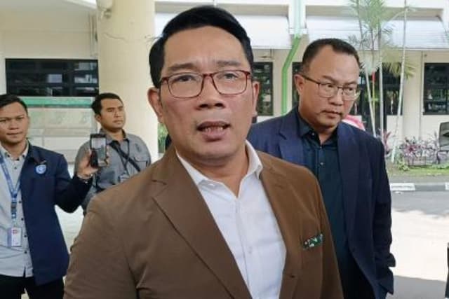 Akui Khilaf, Ridwan Kamil Sebut Perceraian Jadi Hak Atalia Praratya Akui Khilaf, Ridwan Kamil Sebut Perceraian Jadi Hak Atalia Praratya