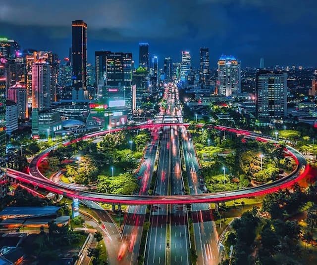 5 Fakta Kenaikan UMP Jakarta 2026, Pengusaha dan Buruh Sama-sama Menolak 5 Fakta Kenaikan UMP Jakarta 2026, Pengusaha dan Buruh Sama-sama Menolak