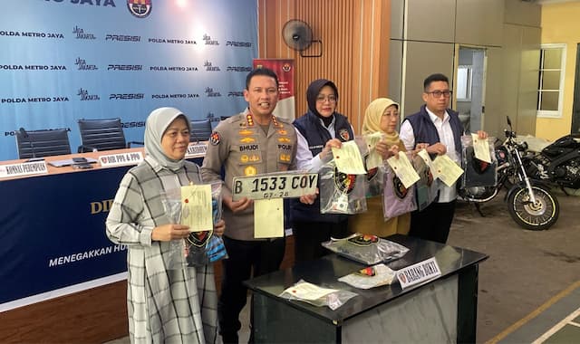 Cabuli Penumpang dan Tuding Open BO, Driver Taksi Online Ditangkap Polisi Cabuli Penumpang dan Tuding Open BO, Driver Taksi Online Ditangkap Polisi