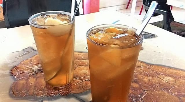 Bahaya Keseringan Minum Teh Manis untuk Tubuh Bahaya Keseringan Minum Teh Manis untuk Tubuh