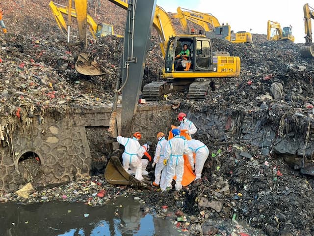 Longsor TPST Bantargebang Tewaskan 7 Orang, Eks Kadis LH DKI Ditetapkan Tersangka Longsor TPST Bantargebang Tewaskan 7 Orang, Eks Kadis LH DKI Ditetapkan Tersangka