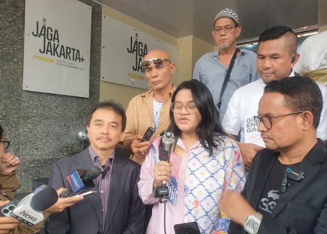 Roy Suryo Cs Laporkan Rismon dan Istri ke Polisi Terkait Buku Gibran End Game Roy Suryo Cs Laporkan Rismon dan Istri ke Polisi Terkait Buku Gibran End Game