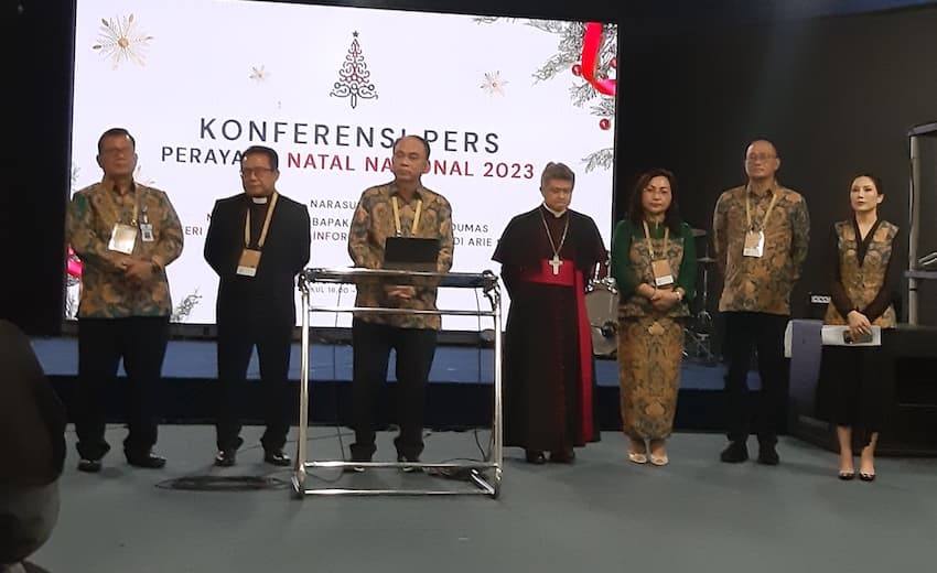 Hadiri Natal Nasional 2023 di Surabaya, Menkominfo Budi Arie: Gaungkan Perdamaian Indonesia