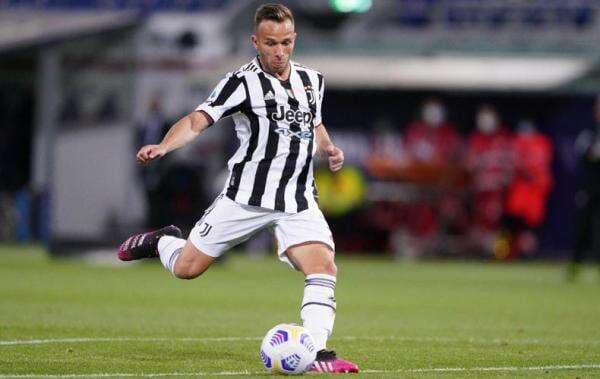 Krisis Lini Tengah, Arsenal Bidik Gelandang yang Punya Sentuhan Seperti Xavi Krisis Lini Tengah, Arsenal Bidik Gelandang yang Punya Sentuhan Seperti Xavi