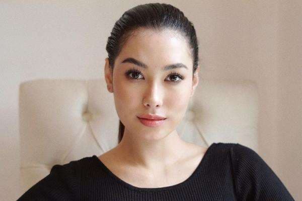 Biodata dan Agama Frederika Cull, Bintang <i>Layangan Putus</i> yang Sempat Dicap Durhaka oleh sang Ibu Biodata dan Agama Frederika Cull, Bintang <i>Layangan Putus</i> yang Sempat Dicap Durhaka oleh sang Ibu