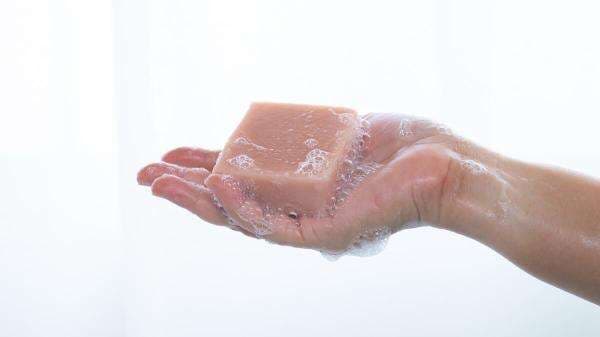 8 Rekomendasi Produk Sabun Susu Kambing Untuk Melembutkan Kulit 8 Rekomendasi Produk Sabun Susu Kambing Untuk Melembutkan Kulit