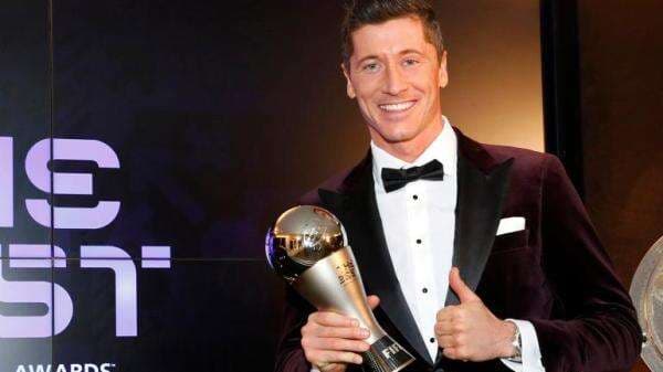 Ronaldo Kinclong, Robert Lewandowski Terbaik Sejagat Ronaldo Kinclong, Robert Lewandowski Terbaik Sejagat