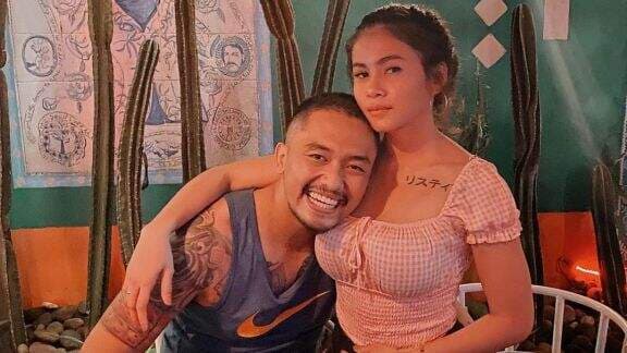 Demi Bikin Uus Makin `Terangsang`, Kartika Wijaksana Suka Kasih Kejutan Pakai Cosplay: Kita Bisa Keluar Sampai 7 Kali... Demi Bikin Uus Makin `Terangsang`, Kartika Wijaksana Suka Kasih Kejutan Pakai Cosplay: Kita Bisa Keluar Sampai 7 Kali...