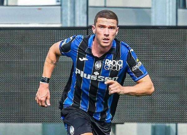 Lebih Tertarik Pindah ke Inter Milan, Robin Gosens Tolak Tawaran Besar dari Newcastle United Lebih Tertarik Pindah ke Inter Milan, Robin Gosens Tolak Tawaran Besar dari Newcastle United