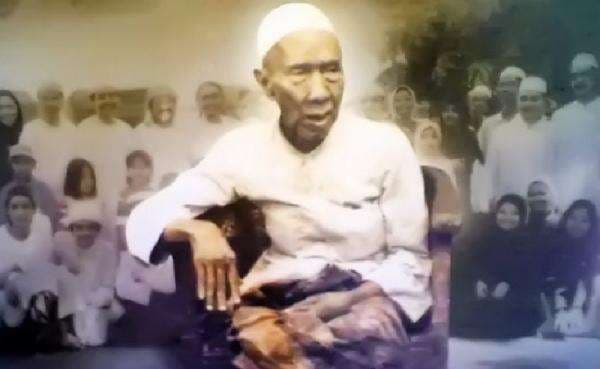 Cerita Kiai Hasan Genggong Doakan Penjajah Belanda Segera Dapat Hidayah Cerita Kiai Hasan Genggong Doakan Penjajah Belanda Segera Dapat Hidayah