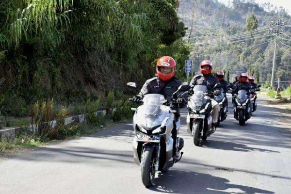 Doyan Touring Naik Motor? Toolkit Ini Wajib Dibawa Doyan Touring Naik Motor? Toolkit Ini Wajib Dibawa