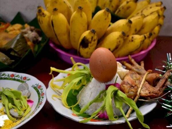 Sering Jadi Sesajen, Ini 5 Makanan dan Minuman yang Dipercaya Punya Makna Mistis