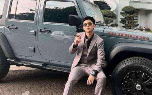 Ini Sumber Kekayaan Indra Kenz hingga Dijuluki Crazy Rich Ini Sumber Kekayaan Indra Kenz hingga Dijuluki Crazy Rich